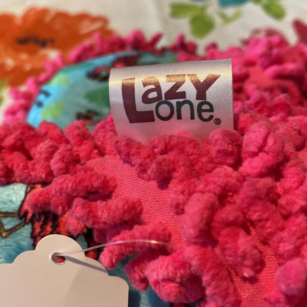 NWTS Lazy One Flamingo Fuzzy Slippers - Picture 6 of 6